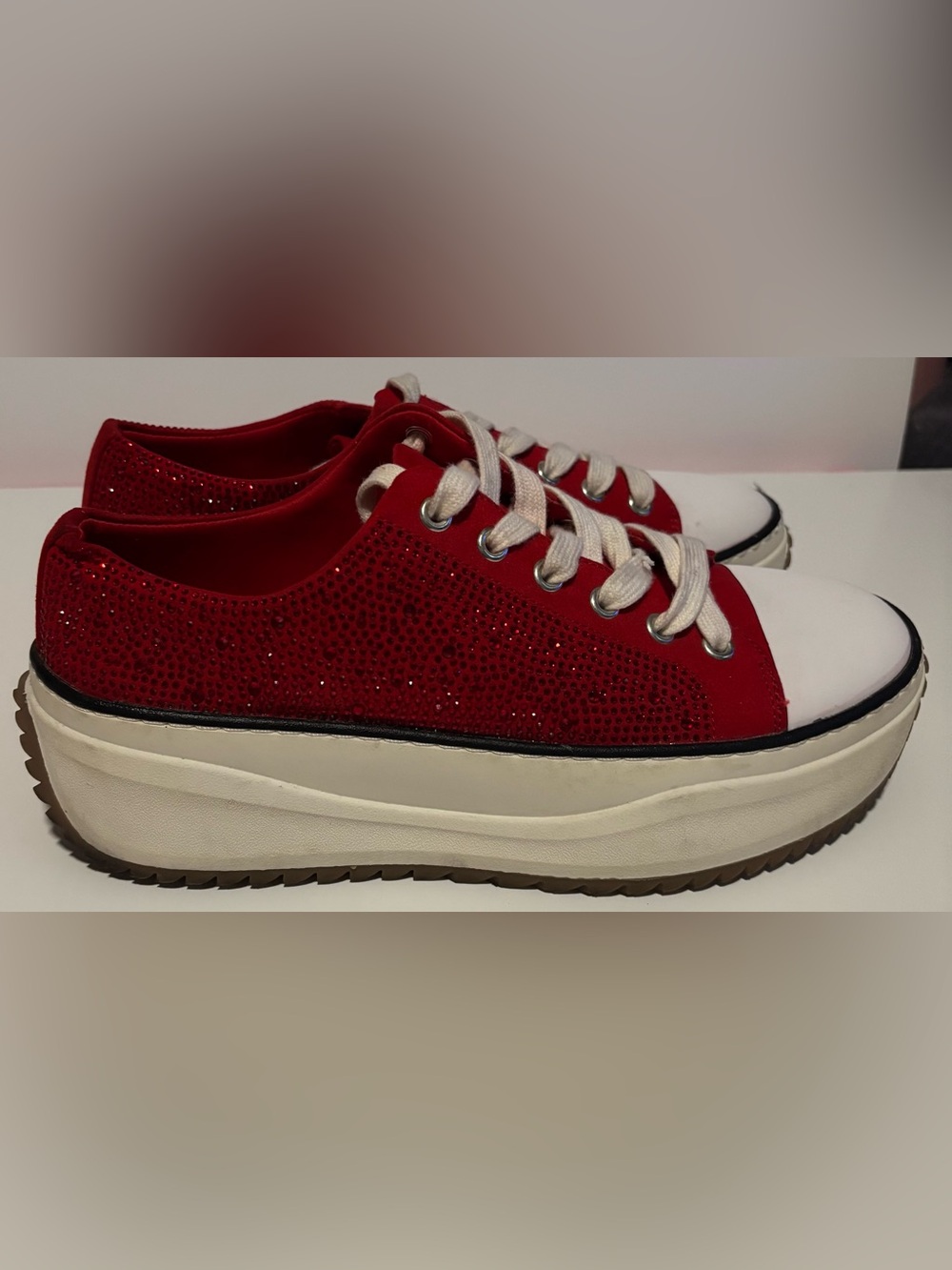 Women’s Red Rhinestone Platform Sneakers Size 8.5 Sparkly Casual Shoes - Picture 2 of 6